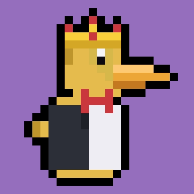 A Brokey Beak in a gold crown